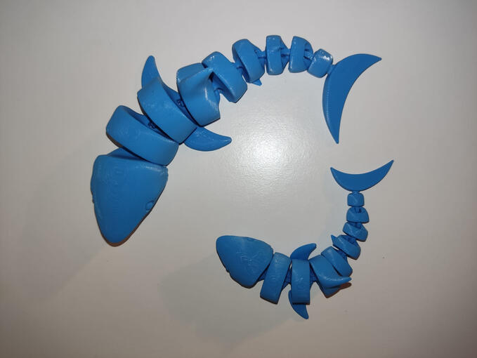 Tiburón Articulable M 5€ L 9€